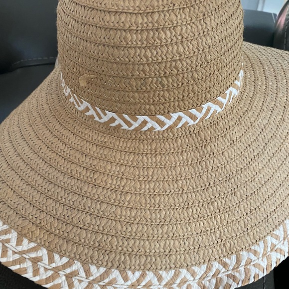 Rampage Sunhat  wide Brim w zig zag trim & cute bow straw - Picture 4 of 6